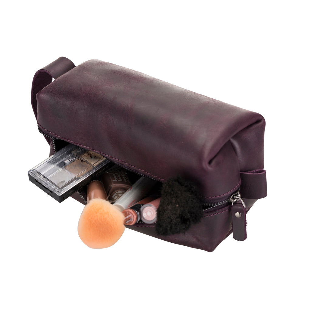 Eve Leather Dopp Kit, Medium