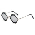 MADISON | Womens Fashion Funky Mouth Kissing Lip Shape Hippie Love Party Sunglasses