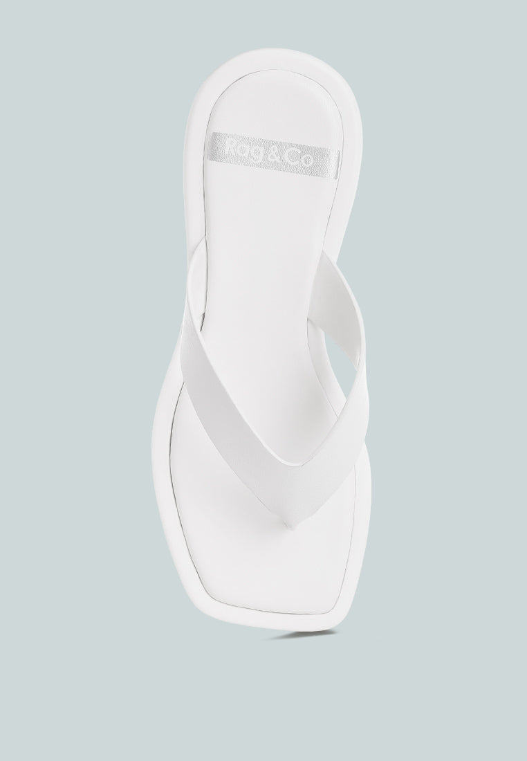 Makawi Thong Toe Slip Ons