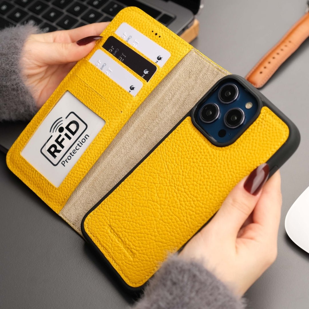Casper iPhone 18 Pro Max Full-Grain Leather Wallet Case