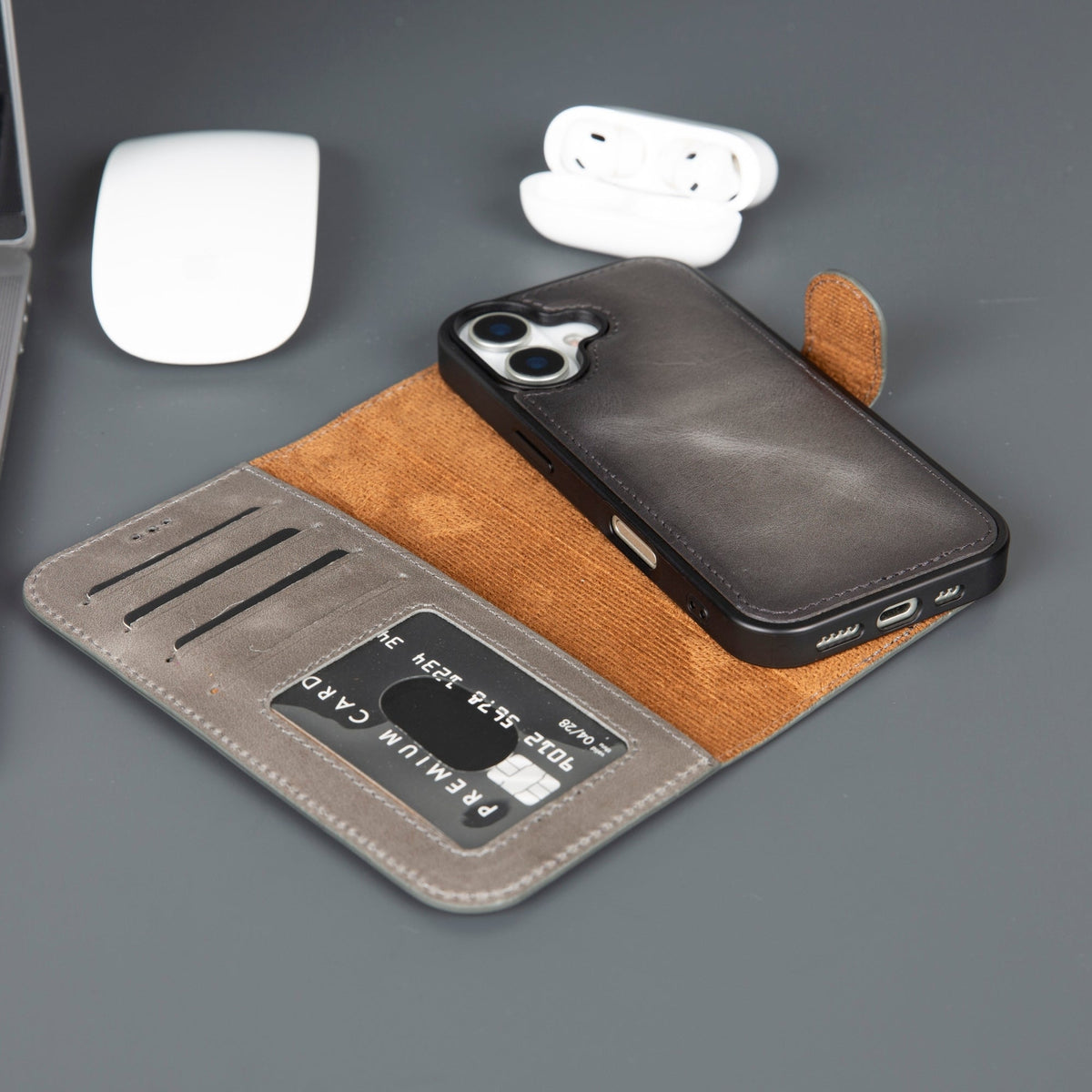 Casper iPhone 18 Full-Grain Leather Wallet Case