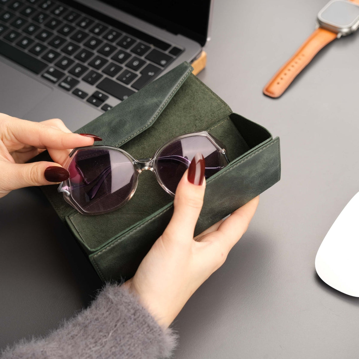 Triangle Leather Glasses Case – Vintage Eyewear Holder